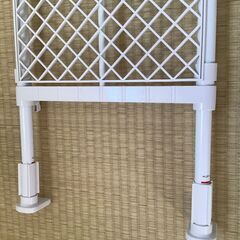 突っ張り棚　最大幅110センチくらいまでの画像