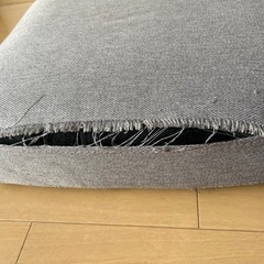 ソファ　2人〜３人掛け　オットマン　クッションの画像