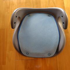 ジュニアシート