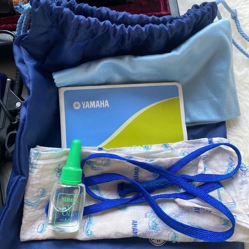 YAMAHAクラリネットycl-650 ケース バック 譜面台 メトロノーム付 YAMAHAクラリネットycl-650 ケース バック 譜面台 メトロノーム付