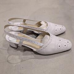 【0円無料 中古品】JOAN & DAVID ジョーンディビッド バックオープンパンプス レディース サイズ6 1/2 の画像