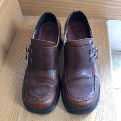 レディース靴　あしながおじさん22.5cm