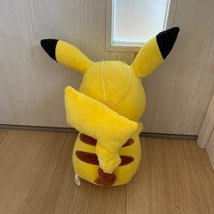 ピカチュウ　ぬいぐるみの画像