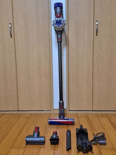 ダイソンコードレスクリーナーSV25 ダイソン SV25 コードレス掃除機＋