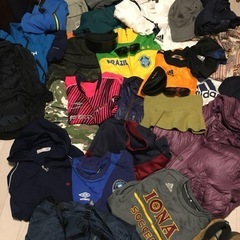 定価で725000円相当　衣類、服飾系まとめ売りの画像