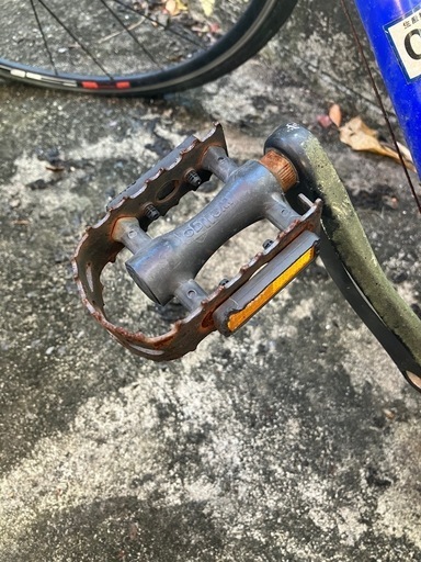 ジオス　GIOS ロードバイク　空気入れ付き