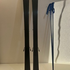 値下げ 120cm ジュニア用 スキー板 ストック付き kazama spax j 中古品 青系の画像