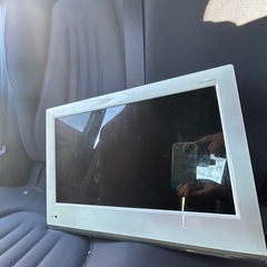 液晶テレビ