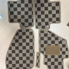 ボルボv70マット