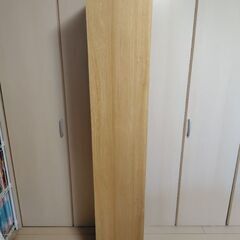 縦長　本棚の画像