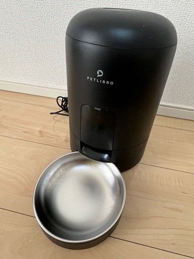 ペット自動餌やり機