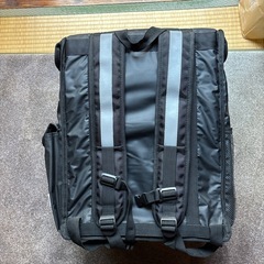 Uber eats 配達バック　ウーバーイーツの画像