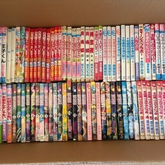 単行本100冊以上。