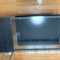 ガラステーブル　