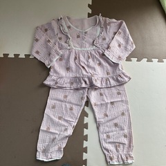 無料　パジャマ　110