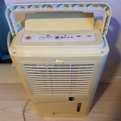 除湿機　湿気　湿気取り の画像