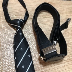 【受付終了】ELLE en noir フォーマルスーツ 120サイズ 男の子 ネクタイ 靴 サスペンダー付の画像