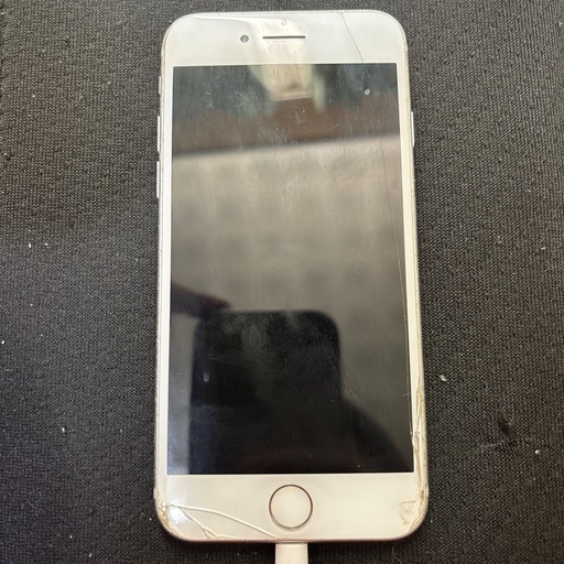 iPhone iPhone7\n