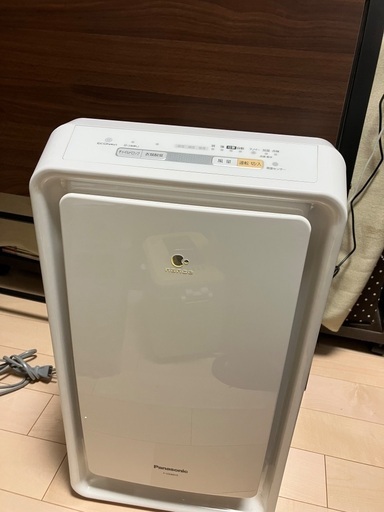 パナソニック加湿空気清浄機をお譲りします。