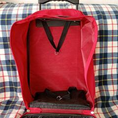 ハローキティ　キャリーケースの画像