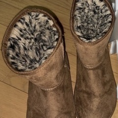 豹柄ムートンブーツ
