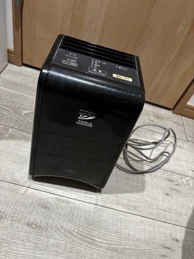 富士通　脱臭機　DAS-15E-B