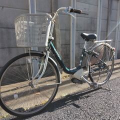 ブリジストン　２６インチの自転車です。前タイヤ新品、内装３段ギア...