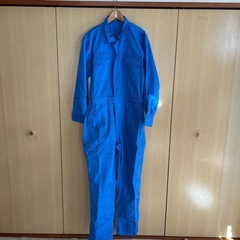 作業着取り引き中