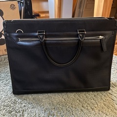 スーツ　カバン