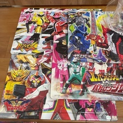 男の子おもちゃセット　仮面ライダー　戦隊もの　ミニオン　パズル　絵本  の画像