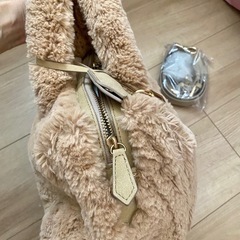 もこもこショルダーバッグの画像