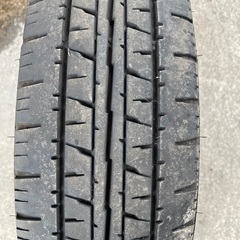 195/80R15 103/101L LT 1本の画像