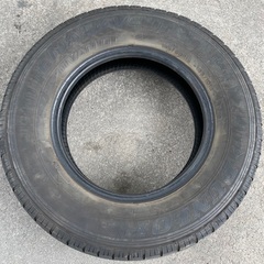 195/80R15 103/101L LT 1本の画像