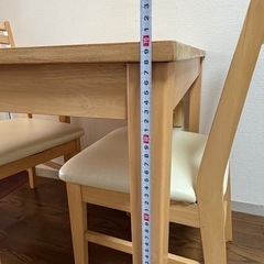 ダイニングテーブルセットの画像