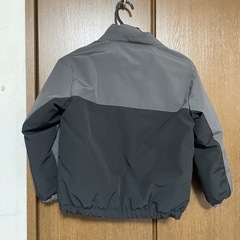 UNIQLOダウン　アウター　130の画像