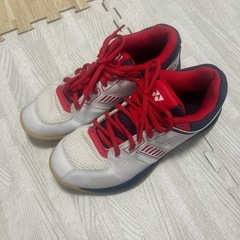 YONEX バドシューズ　23.5センチ
　