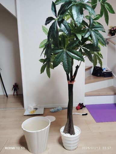 ニトリ　造花