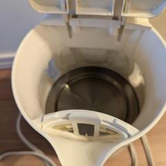 (値下げしました。)T-fal電気ポット(1.2L)の画像