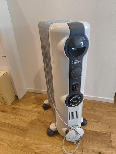 デロンギ　オイルヒーターDe'Longhi (デロンギ) オイルヒーター