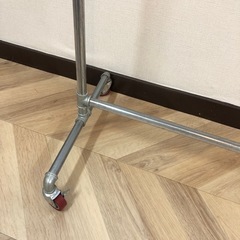 パイプ管ハンガーラック　店舗什器などにの画像