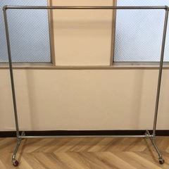 パイプ管ハンガーラック　店舗什器などにの画像