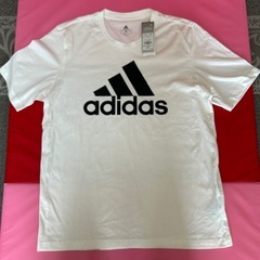 adidas Tシャツ