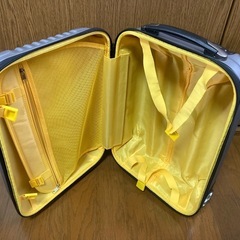 キャリーケース　キャリーバック　スーツケース　機内持込可能の画像