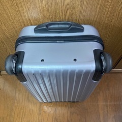 キャリーケース　キャリーバック　スーツケース　機内持込可能の画像