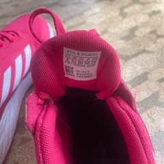 Adidas ladies shoeの画像