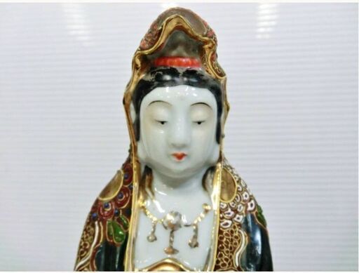 観音像　立像　高さ約24㎝　陶器　観音菩薩　金彩色絵盛陶磁器 古美術品 仏教美術　縁起物　開運　厄除　風水　置物　オブジェ　インテリア