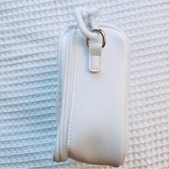 【お譲り先が決まりました】透明アクリルバック　コスメ、ぬいぐるみ用などの画像