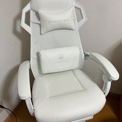 【決まりました】GTPLAYER ゲーミングチェア リクライニン...