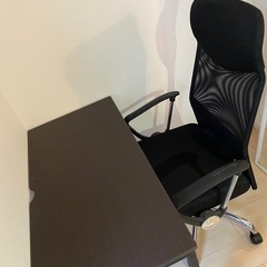 デスク＋ハイバックチェア付き
の画像