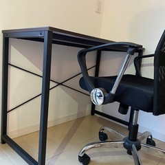 デスク＋ハイバックチェア付き
の画像